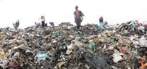 Un tsunami de déchets des pays industrialisés inonde l'Afrique Un tsunami de déchets des pays industrialisés inonde l'Afrique