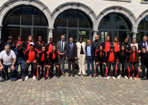 L’équipe de football féminin de Laâyoune reçue au Parlement bruxellois L’équipe de football féminin de Laâyoune reçue au Parlement bruxellois