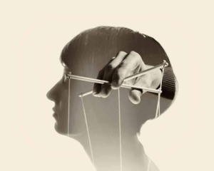 Le "Gaslighting" : voici comment reconnaître ce type de manipulation Le "Gaslighting" : voici comment reconnaître ce type de manipulation