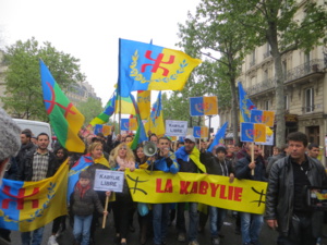 Manifestation en faveur de l'autodétermination des Kabyles à Paris