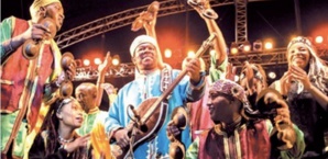 Gnaoua, de la mendicité au patrimoine mondial ! Gnaoua, de la mendicité au patrimoine mondial !