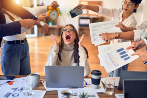 Burn-out professionnel : quels sont les signes à surveiller ? Burn-out professionnel : quels sont les signes à surveiller ?