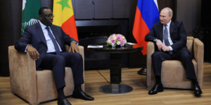Macky Sall parle de l'Afrique à Poutine Macky Sall parle de l'Afrique à Poutine