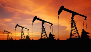 Le pétrole en chute libre, un scénario de récession se profile à l'horizon.