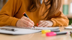 Les surligneurs fluorescents sont inefficaces : Voici comment changer cela ! Les surligneurs fluorescents sont inefficaces : Voici comment changer cela !