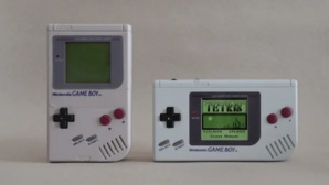 Un artiste crée une Game Boy horizontale
