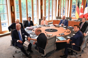 Le club des condamnés : un mort, deux démissionnaires... au suivant ! Le club des condamnés : un mort, deux démissionnaires... au suivant !