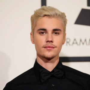 Guéri du syndrome de Ramsay Hunt, Justin bieber profite de son été avec Hailey Guéri du syndrome de Ramsay Hunt, Justin bieber profite de son été avec Hailey