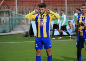 Mercato : Le Raja engage un troisième joueur algérien Mercato : Le Raja engage un troisième joueur algérien