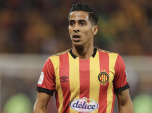 Le Raja poursuit son mercato et officialise l'arrivée d'un autre joueur algérien Le Raja poursuit son mercato et officialise l'arrivée d'un autre joueur algérien