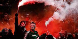 Stades, nouvelle tribune politique... Zoom sur les Utlras marocains Stades, nouvelle tribune politique... Zoom sur les Utlras marocains