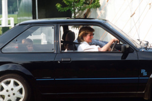 Une ancienne voiture de la princesse Diana adjugée 869 000 euros