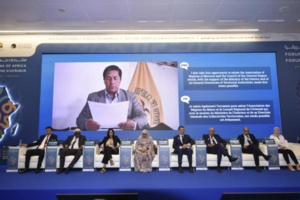 image du lancement du Forum image du lancement du Forum