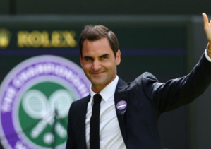 Federer ne veut pas s'éloigner complètement du monde du tennis Federer ne veut pas s'éloigner complètement du monde du tennis