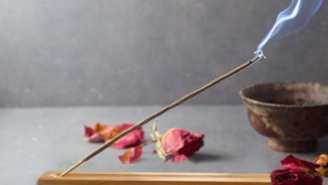 Brûler de l'encens chez soi est-il mauvais pour la santé ? Brûler de l'encens chez soi est-il mauvais pour la santé ?