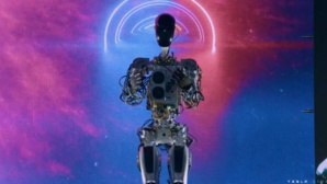 Optimus : Elon Musk présente son premier robot humanoïde