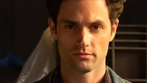 "You" saison 4: la date et le teaser ont été dévoilées "You" saison 4: la date et le teaser ont été dévoilées