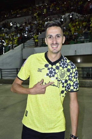 Le champion du Monde Soufiane Bekkali célèbre le 76 ième anniversaire du Moghreb de Fès. Le champion du Monde Soufiane Bekkali célèbre le 76 ième anniversaire du Moghreb de Fès.