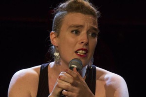 Mort de la chanteuse Barbara Weldens : l'association organisatrice jugée pour homicide involontaire Mort de la chanteuse Barbara Weldens : l'association organisatrice jugée pour homicide involontaire