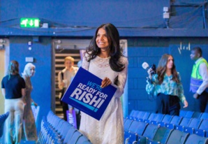 Royaume-Uni : qui est Akshata Murty, l’épouse du nouveau Premier ministre Rishi Sunak ? Royaume-Uni : qui est Akshata Murty, l’épouse du nouveau Premier ministre Rishi Sunak ?