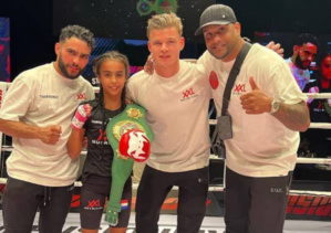 Amira Tahri remporte le championnat du monde de kick-boxing Amira Tahri remporte le championnat du monde de kick-boxing