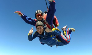 Pourquoi faire un saut en parachute ? Pourquoi faire un saut en parachute ?