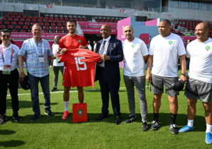 Mondial 2022 : "La sélection marocaine de football est capable de s’illustrer en Coupe du monde au Qatar", Patrice Motsepe Mondial 2022 : "La sélection marocaine de football est capable de s’illustrer en Coupe du monde au Qatar", Patrice Motsepe