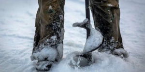 États-Unis : 200 pêcheurs se retrouvent à la dérive sur une plaque de glace États-Unis : 200 pêcheurs se retrouvent à la dérive sur une plaque de glace