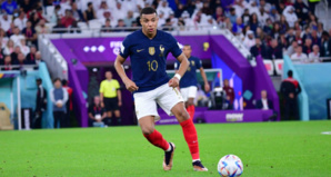 Mondial 2022 : "aucune recette magique pour arrêter Mbappé", dit le sélectionneur polonais