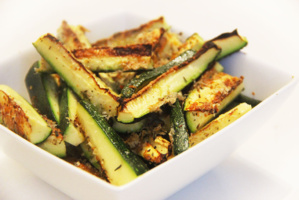 Frites de courgettes au parmesan Frites de courgettes au parmesan