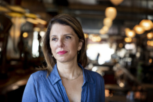 « Une Reine » : Judith Elmaleh sort son premier roman « Une Reine » : Judith Elmaleh sort son premier roman