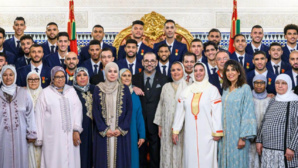 SM Le Roi Mohammed VI reçoit les membres de l’Équipe Nationale de Football