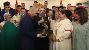 Regragui : “Merci à Sa Majesté et à la Famille Royale” Regragui : “Merci à Sa Majesté et à la Famille Royale”