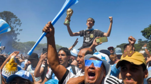Mondial 2022 : 500 000 signatures en Argentine pour que "La France arrête de pleurer" Mondial 2022 : 500 000 signatures en Argentine pour que "La France arrête de pleurer"