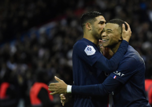 L1 : Neymar exclu, Paris bat Strasbourg à l'arraché L1 : Neymar exclu, Paris bat Strasbourg à l'arraché