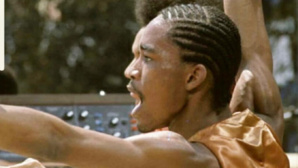 Mort de Fred White, batteur du groupe Earth, Wind & Fire, à l'âge de 67 ans Mort de Fred White, batteur du groupe Earth, Wind & Fire, à l'âge de 67 ans