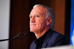 Equipe de France : Didier Deschamps rempile jusqu'en 2026 Equipe de France : Didier Deschamps rempile jusqu'en 2026