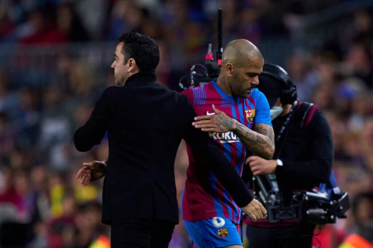 Affaire Dani Alves : Xavi s'excuse d'avoir « oublié » les victimes Affaire Dani Alves : Xavi s'excuse d'avoir « oublié » les victimes