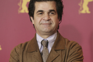 Jafar Panahi, réalisateur iranien emprisonné, entame une grève de la faim Jafar Panahi, réalisateur iranien emprisonné, entame une grève de la faim