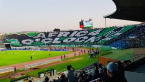 Des Tifos à couper le souffle : ici c'est le Raja Des Tifos à couper le souffle : ici c'est le Raja
