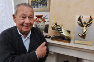 Un soulier d'or de pure race et de très grande classe Un soulier d'or de pure race et de très grande classe