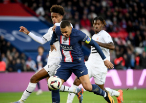 Ligue 1 : Rennes se joue d'un Paris SG sans âme au Parc des Princes Ligue 1 : Rennes se joue d'un Paris SG sans âme au Parc des Princes