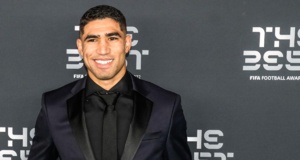 L'image de Hakimi et de son fils au Parc des Princes fait bondir la toile L'image de Hakimi et de son fils au Parc des Princes fait bondir la toile