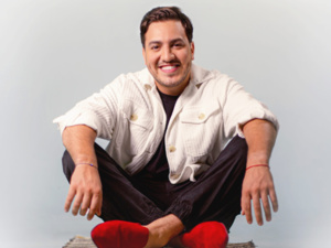 « L’expert Humoriste » : Amine Radi en tournée au Maroc « L’expert Humoriste » : Amine Radi en tournée au Maroc