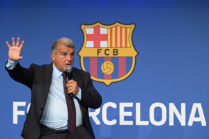 Scandale arbitral : le FC Barcelone n'a "jamais rien fait pour obtenir un avantage sportif" (Laporta) Scandale arbitral : le FC Barcelone n'a "jamais rien fait pour obtenir un avantage sportif" (Laporta)