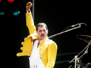 Freddie Mercury : des objets uniques de sa collection privée aux enchères