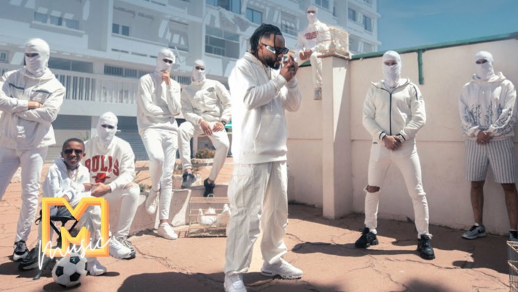 TAGNE - HELMA TAGNE - HELMA