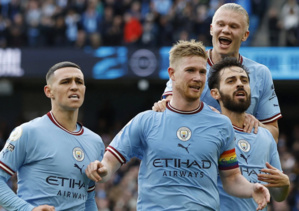 Premier League : Arsenal trébuche, Manchester City à portée du titre Premier League : Arsenal trébuche, Manchester City à portée du titre