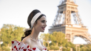 Le tournage d'“Emily in Paris” retardé à cause de la grève des scénaristes Le tournage d'“Emily in Paris” retardé à cause de la grève des scénaristes