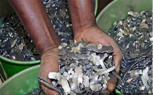 Un boom stimulé par la Chine , les Etats-Unis et la Russie qui cherche à se positionner . Un boom stimulé par la Chine , les Etats-Unis et la Russie qui cherche à se positionner .